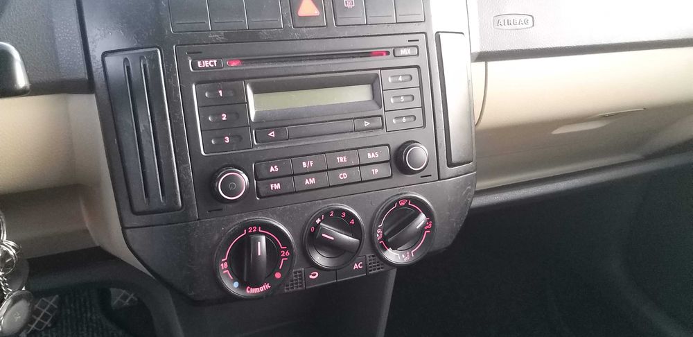 VW Polo 1.4i, automatic