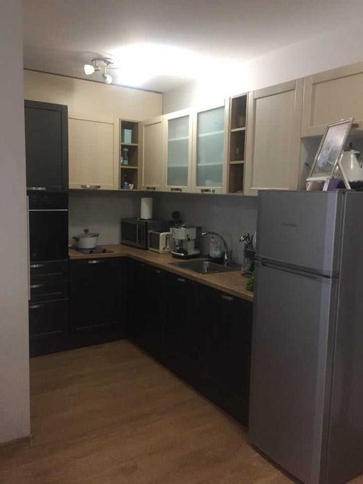 Дава се под наем Тристаен апартамент в Бургас, Братя Миладинови - 90 кв.м за 216.75 € - Снимка #3