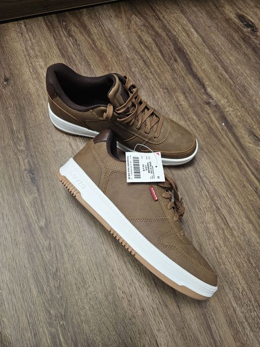 Маратонки Levi's 43