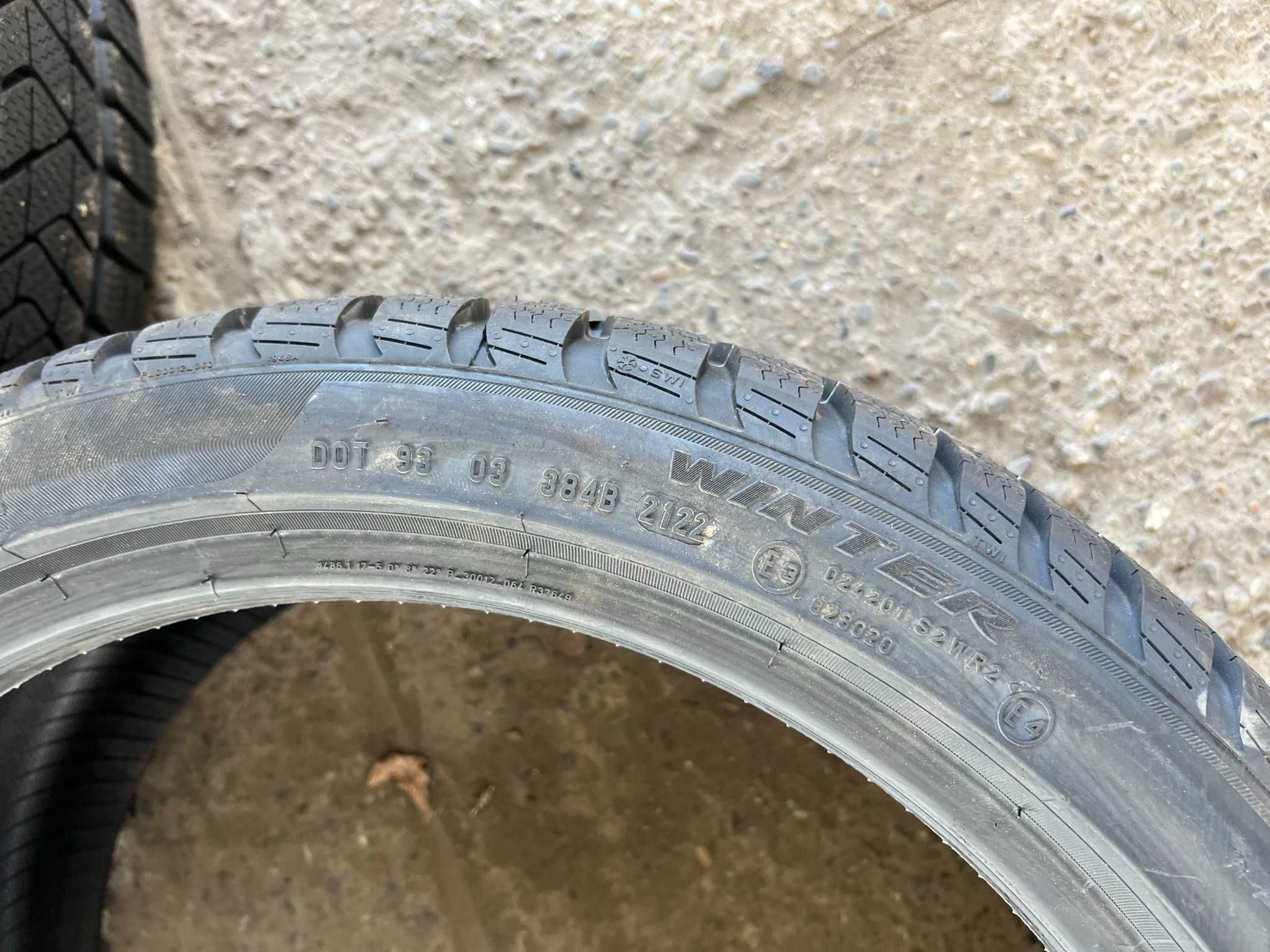 Anvelope Noi de Iarna 255/35/19 Pirelli SottoZero 3