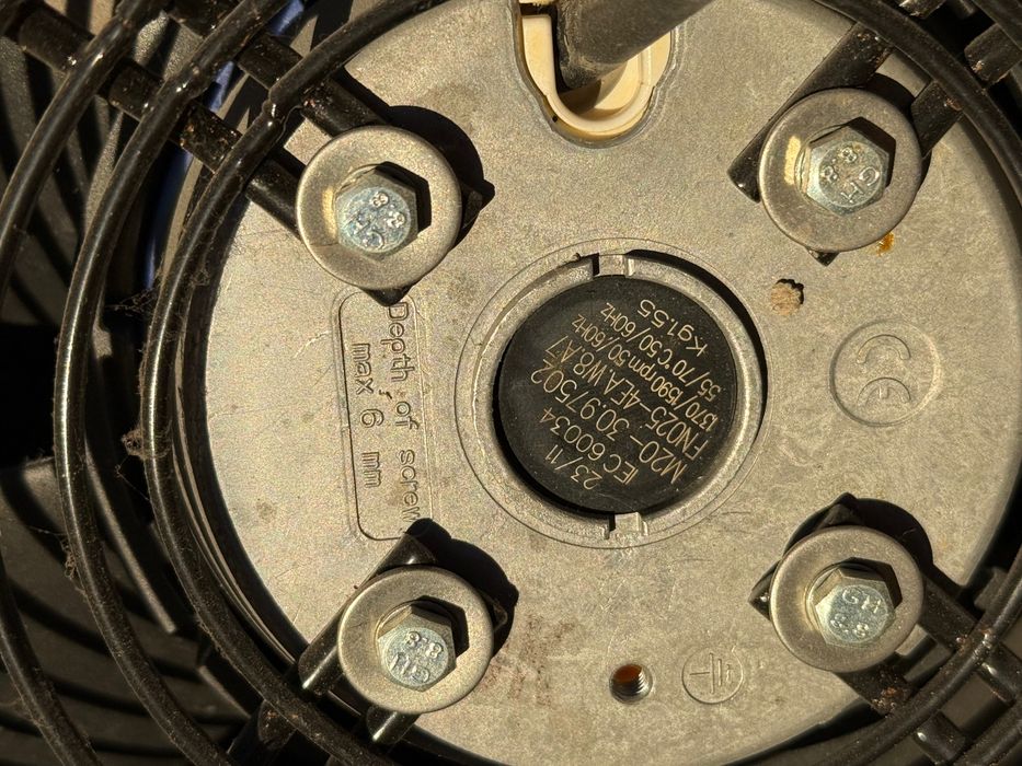 Вентилатор Elta Fans Raptor SPA250/4/1-AC