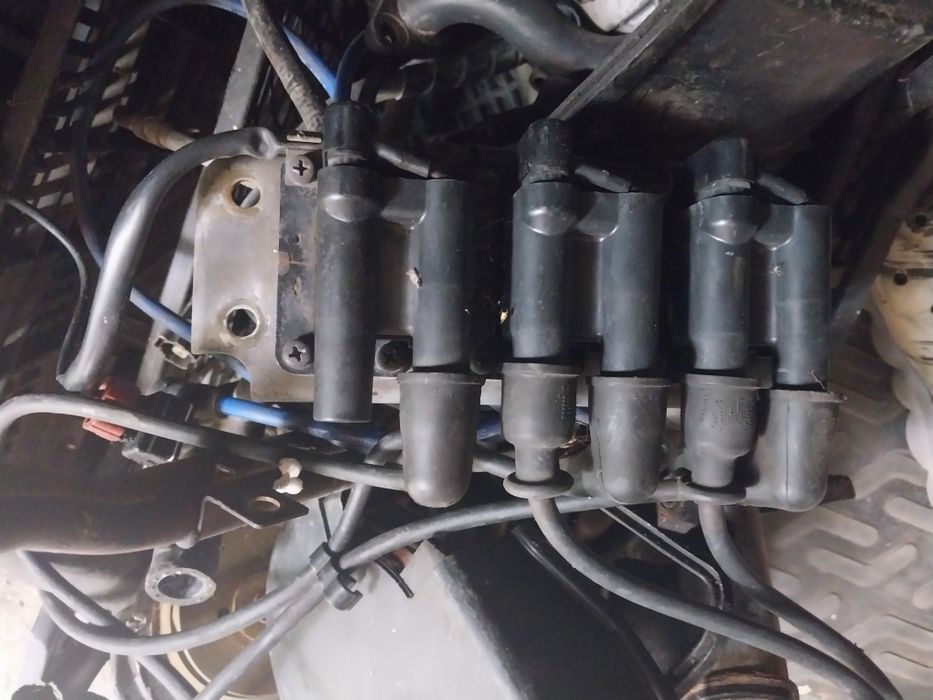 Запчасти  митсубиси