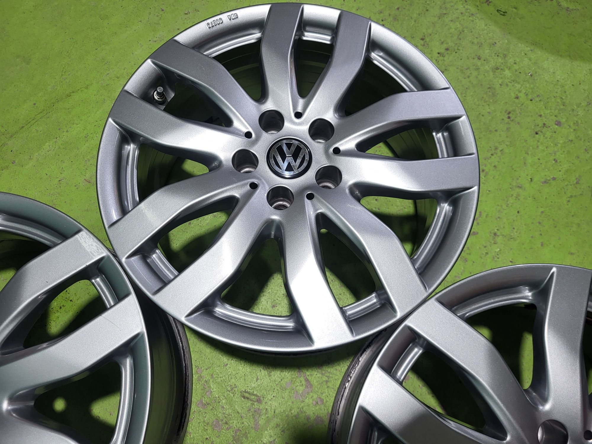 17 5x112 Vw Tiguan Audi лети джанти 5х112 ауди