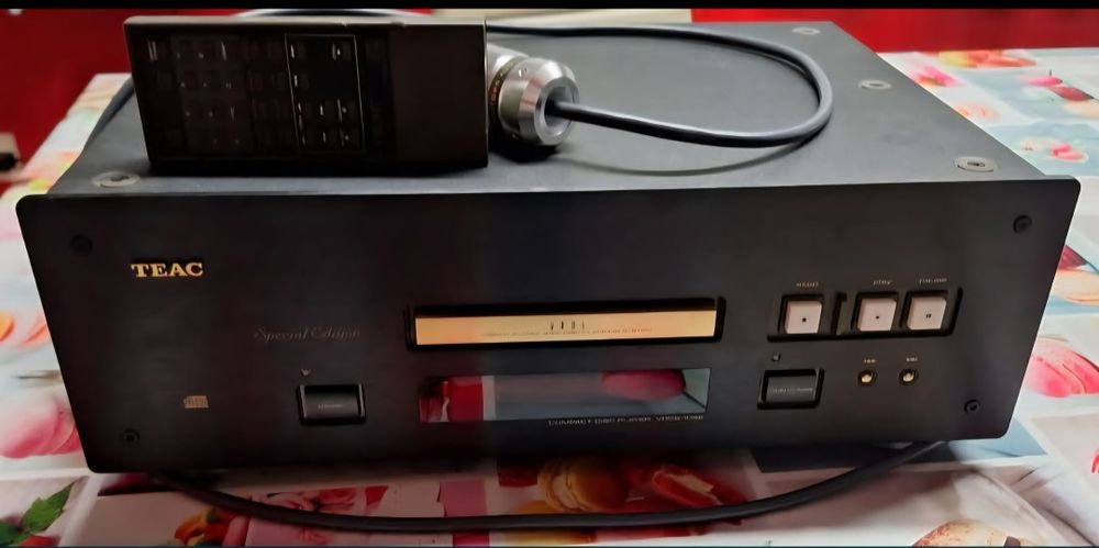 Продавам CD TEAC VRDS 10 Special Edition