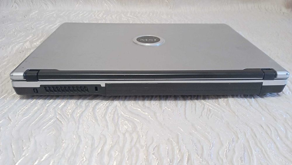 Laptop MSI MegaBook - de colectie