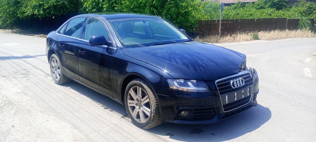 Dezmembrez Audi A4 b8 CAGA
