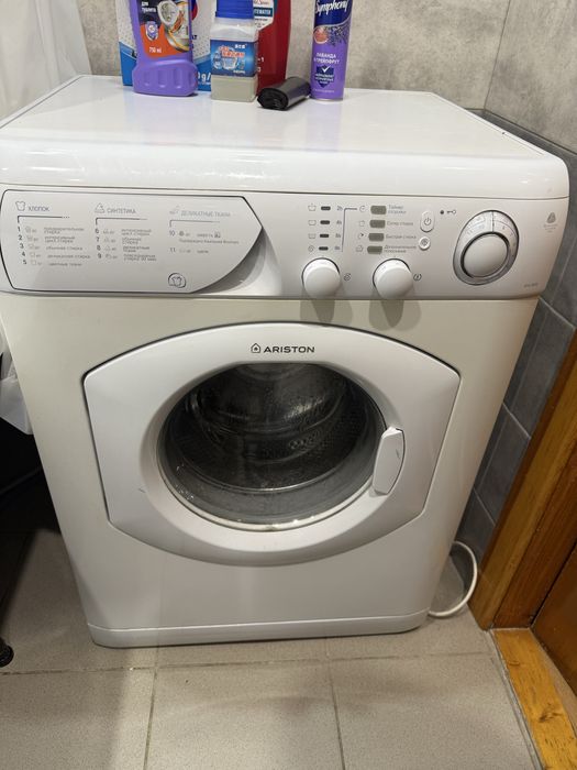 Стиральная машина Ariston