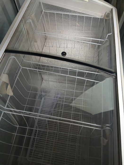 Срочно продаётся морозильник