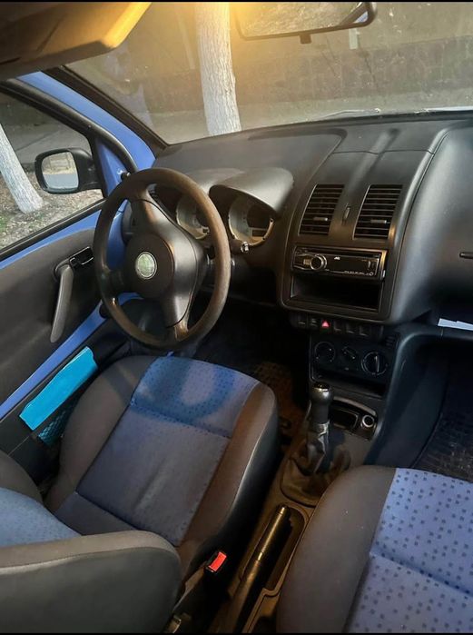 Volkswagen lupo albastru