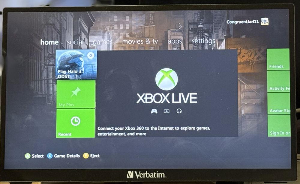Конзола Microsoft Xbox 360, 250GB + подаръчен сет игри