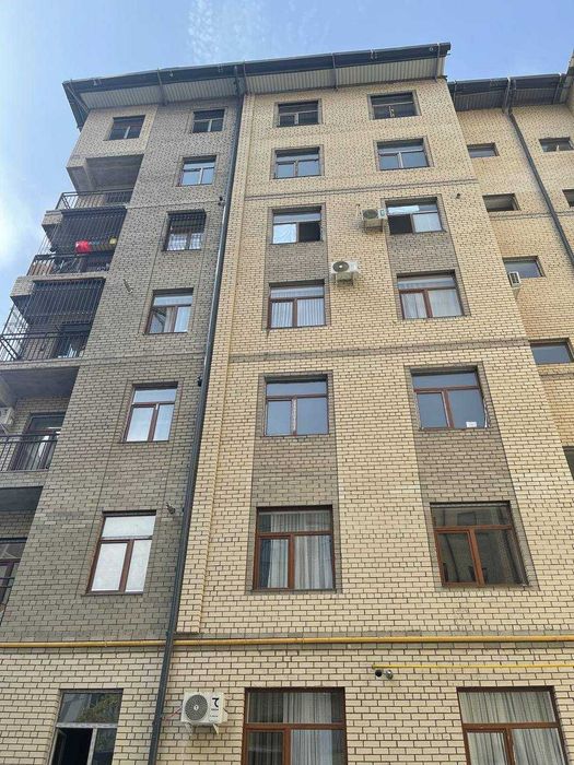 Новостройка Махтумкули 4 комнат коробка 140 кв.м. +мансарда