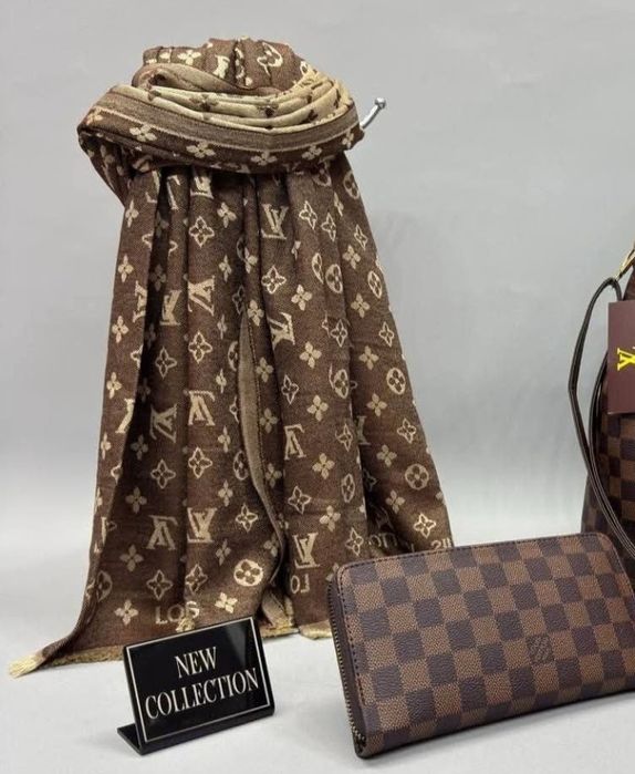 Set esarfa+portofel,super model ,super calitate, saculet, etichetă