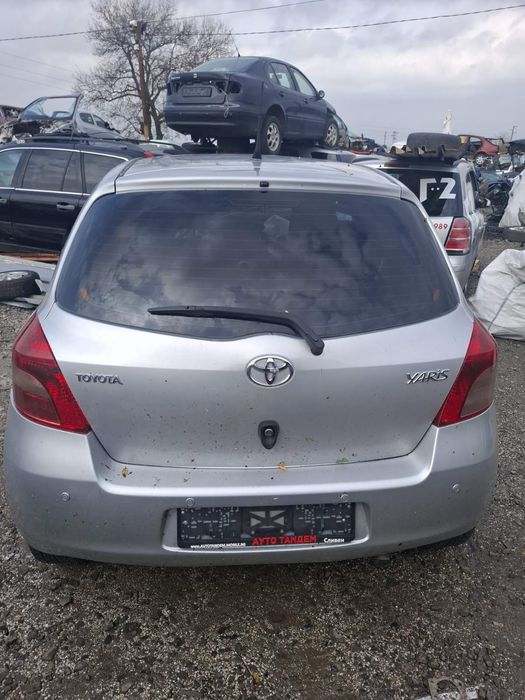 Toyota Yaris 2008 година 1.3 VVT-I  бензин Автоматик  87к.с