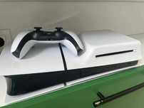 Playstation 5 - 1 TB в гаранция  с един джойстик