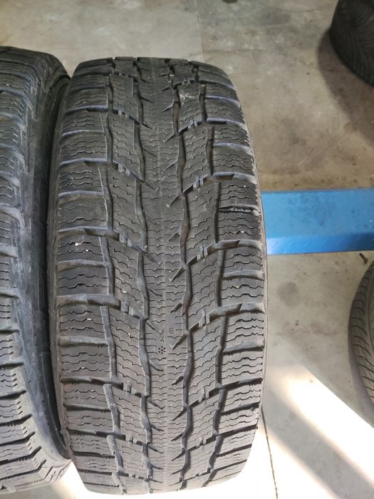 215/65/15C Nokian