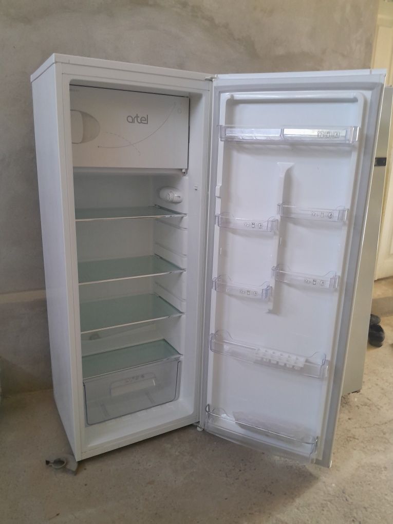 Холодильник Артель