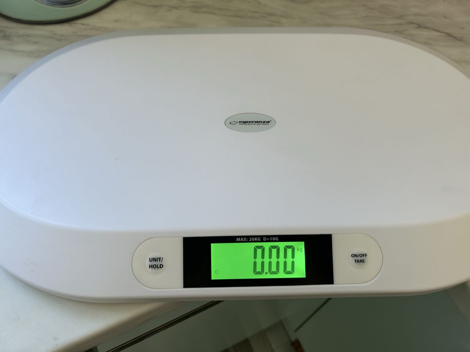 Бебешкa везна Еsperanza LCD екран