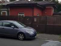 Casa Damaroaia, singur curte suprafata totala 400mp, nemobilata.