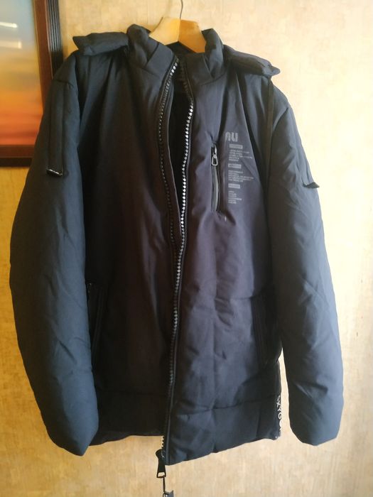 Продаётся тёплая мужская куртка, Новая.