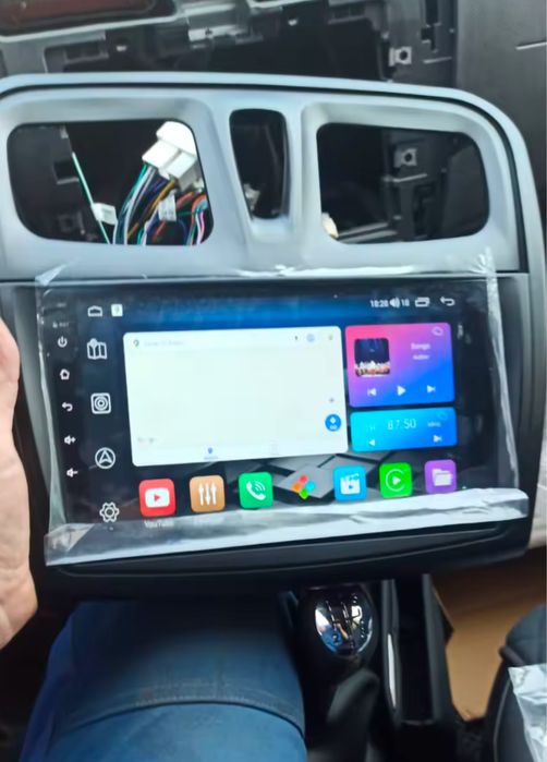 Navigatie Android Carplay Dacia Logan 2 , Sandero,MCV,Duster,Renault