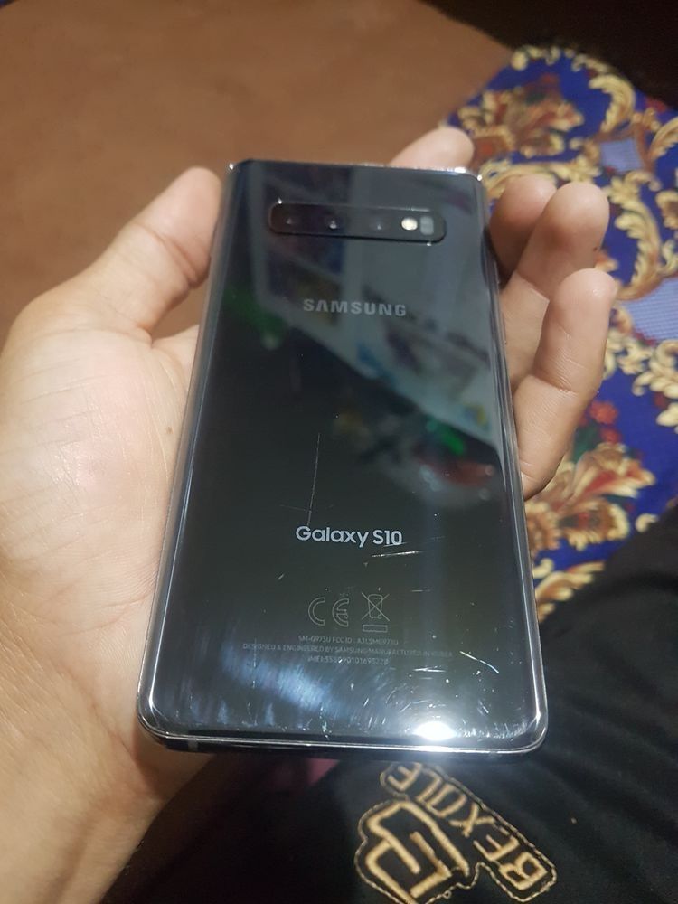 samsung s10 usa versiya yaxshilab o‘qilar