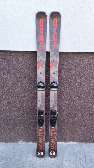 Vând schiuri 177 cm Head Monster 88