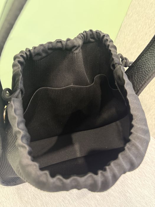 Дамска чанта ZARENA – черна, естествена кожа и текстил