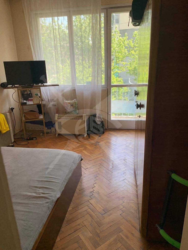 Продава се Двустаен апартамент в Варна, Нептун - 60 кв.м за 2250 €/кв.м - Снимка #4