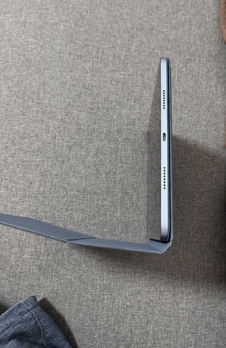 iPad Pro 11 inch generatia 4