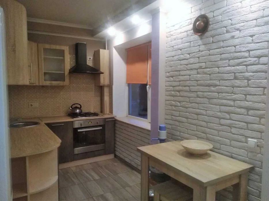 Дава се под наем Тристаен апартамент в София, Център - 90 кв.м за 509.49 € - Снимка #4