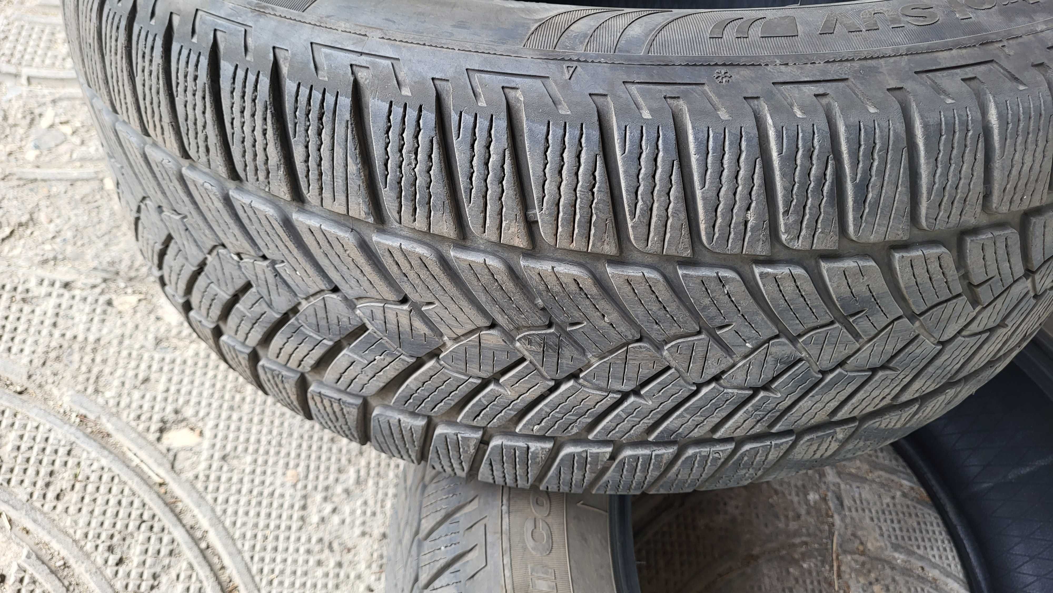 4 бр. Зимни гуми 235/55R17 103V Fulda Kristall Control SUV