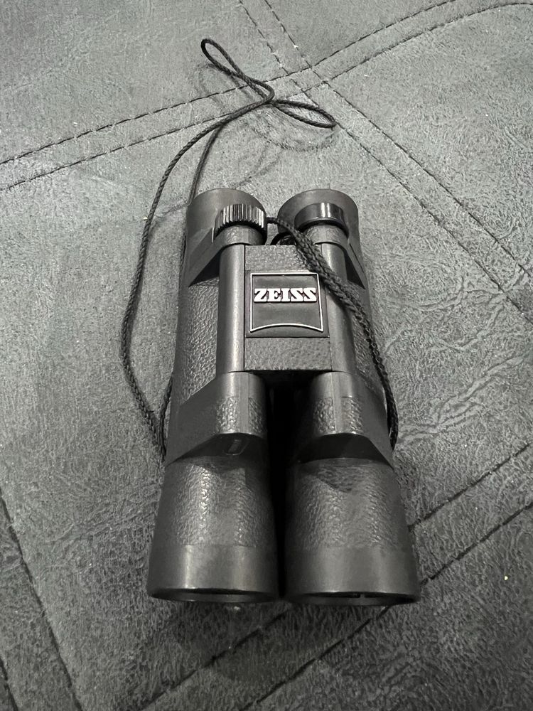 Бинокъл zeiss 10x25B