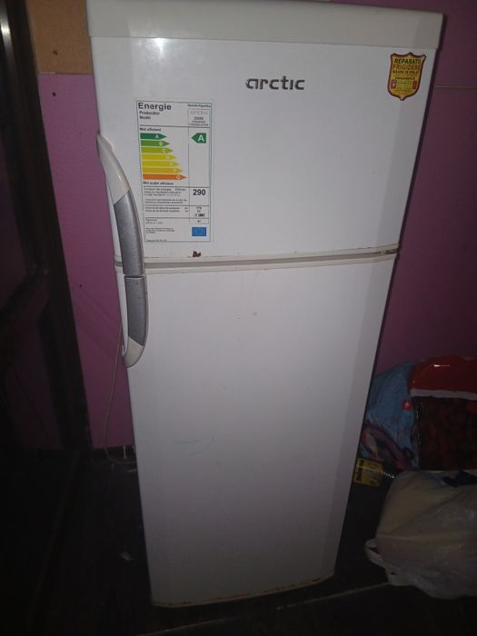 Vand frigider Arctic