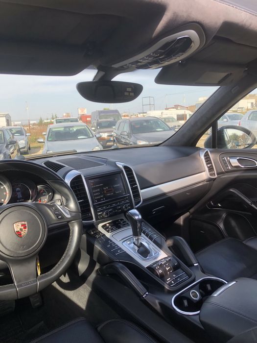Porsche Cayenne Turbo 4.8i/500cp