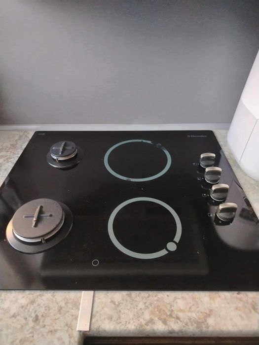 Комбиниран плот за вграждане в кухня