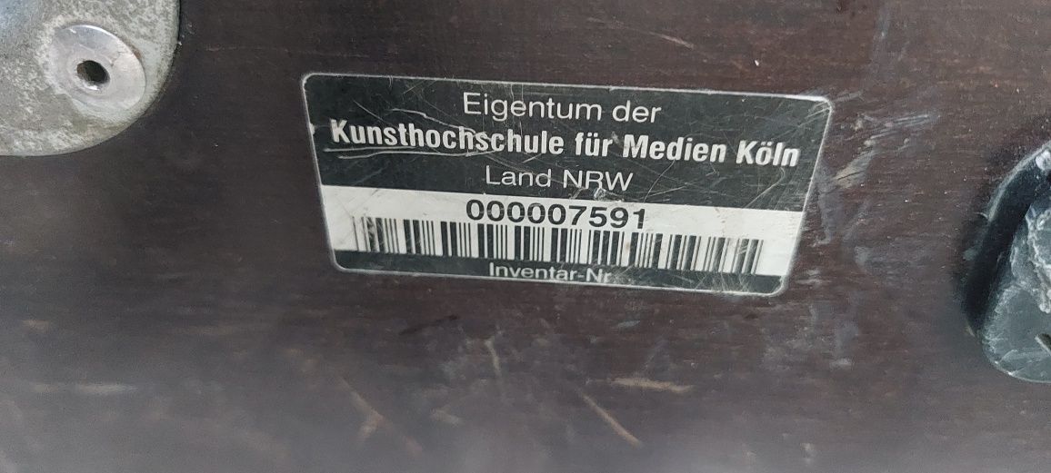 Продавам голям  куфар-кейс  от Германия
