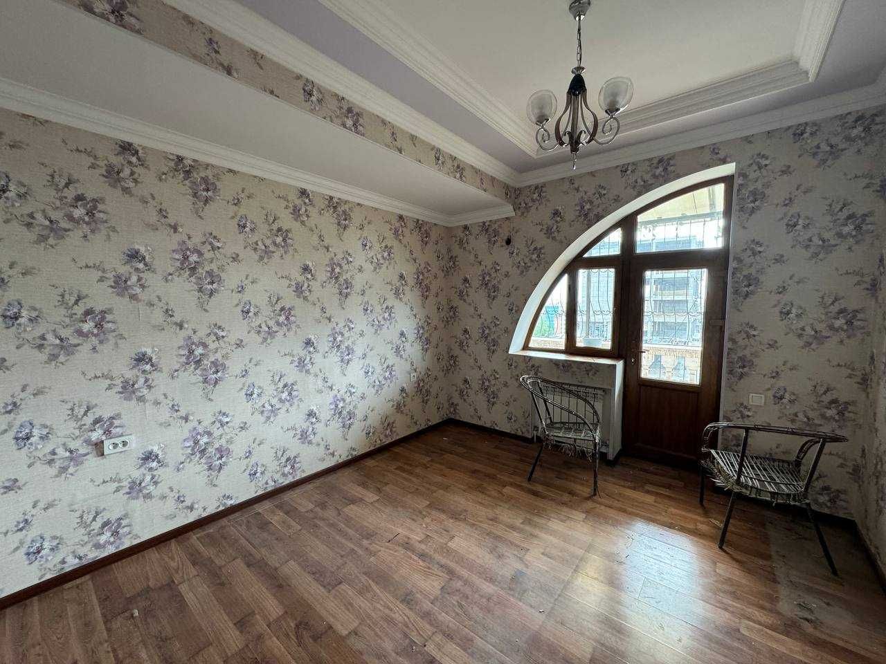 2-комнатная квартира, 89 м², евро, Avangard, эт.8/8, кирпич!`