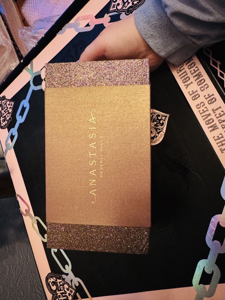 Anastasia Beverly Hills Vault