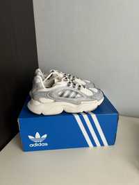 Кроссовки Adidas