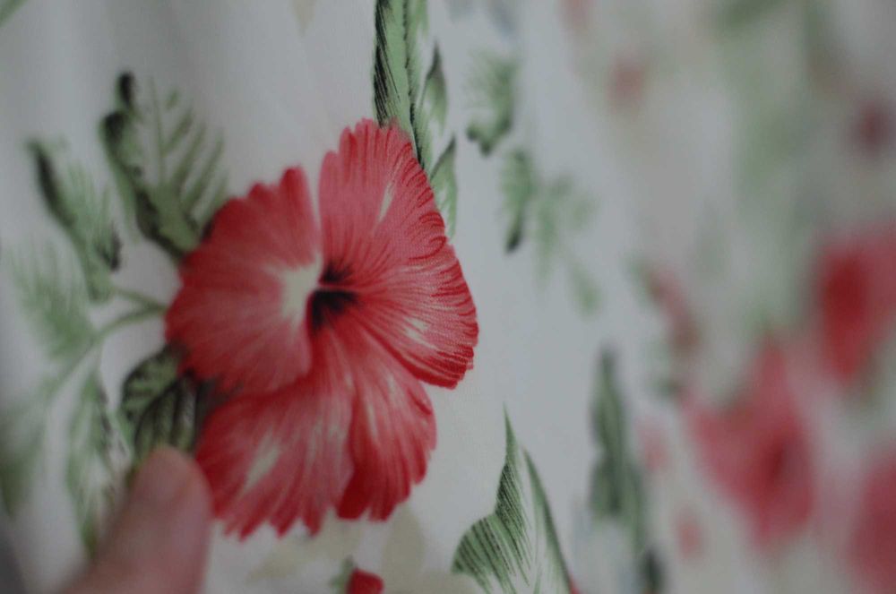 Fusta midi ASOS cu motive florale, marime 36