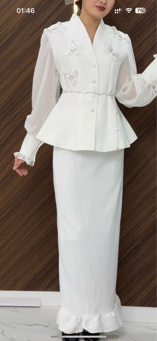 Продам кастюм двойка купила за 26 тыс продам дешевое