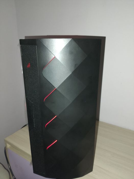 Чисто нов геймърски компютър – RX 5700XT, Ryzen 5, 16GB RAM, 1TB SSD