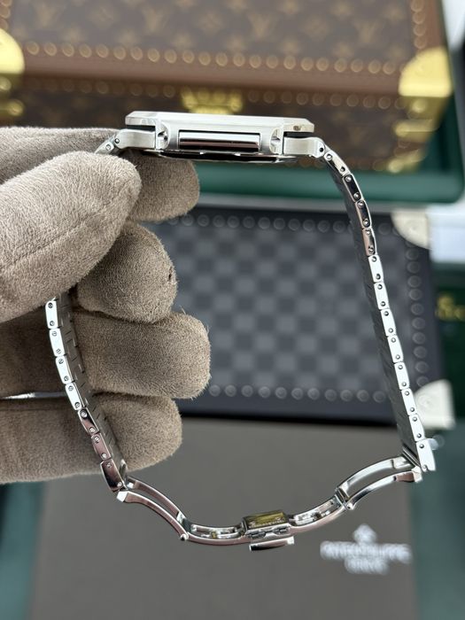 Patek Philippe Cubitus Mint Dial