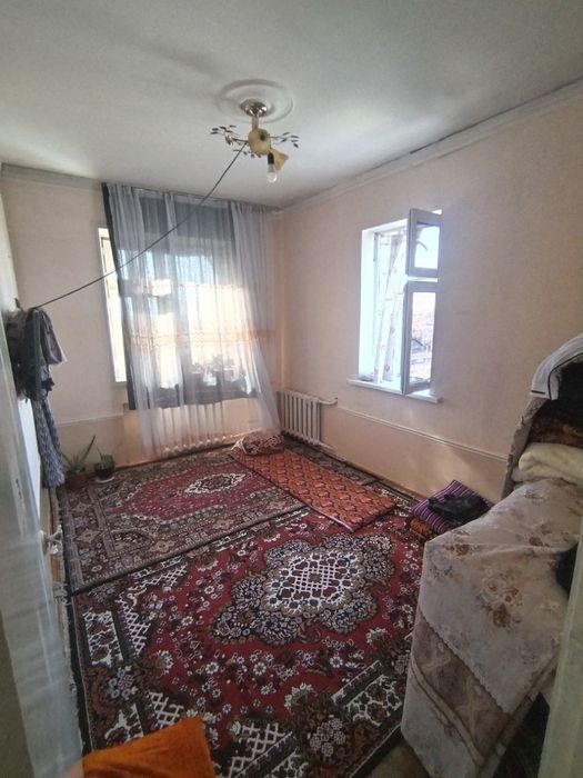Продается 2/8/9 Юнусабад 14, через дорогу метро Туркестан