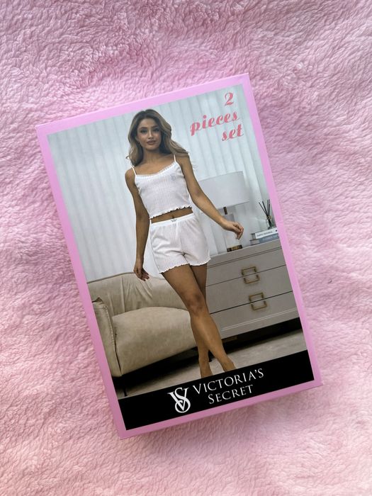 Pijama de dama Victoria Secret marimea M