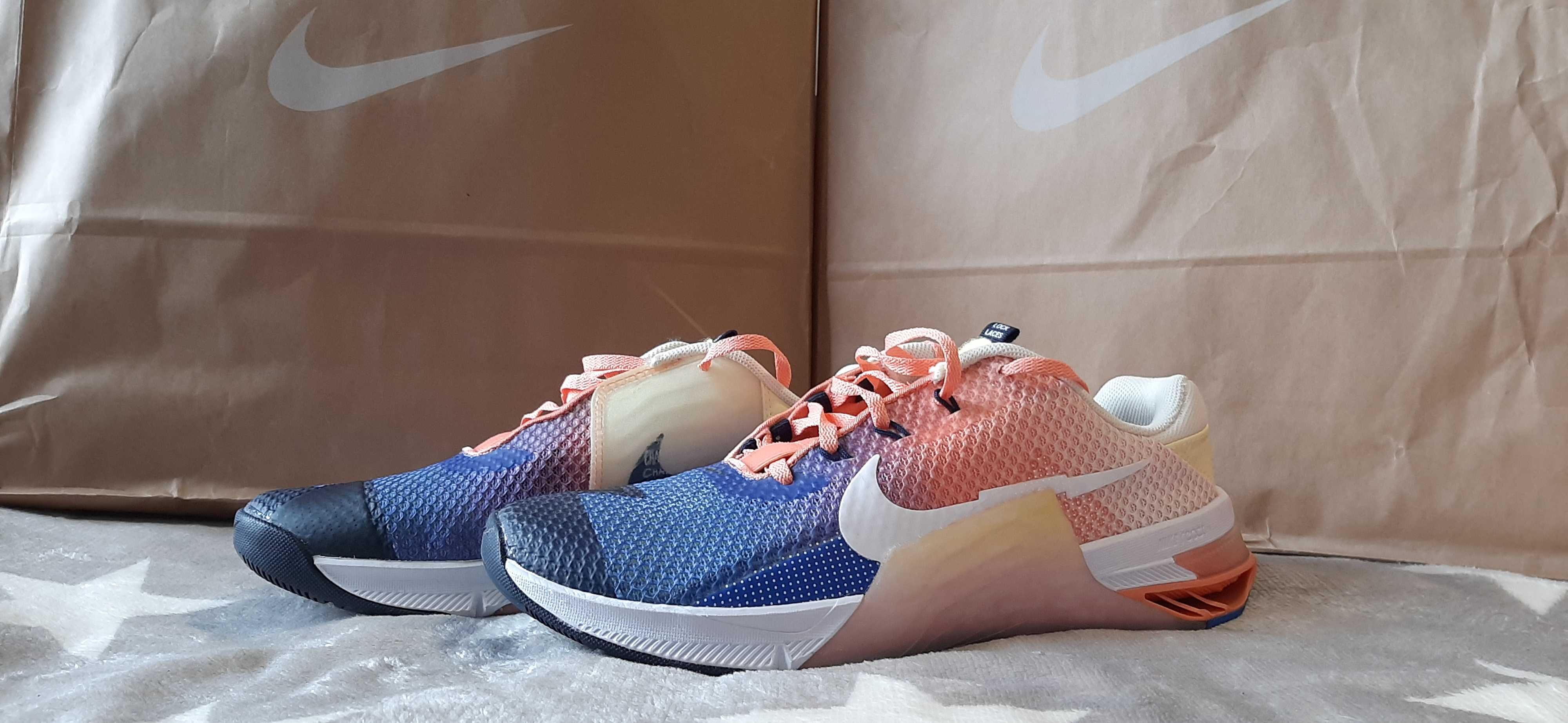 Nike meatcon маратонки