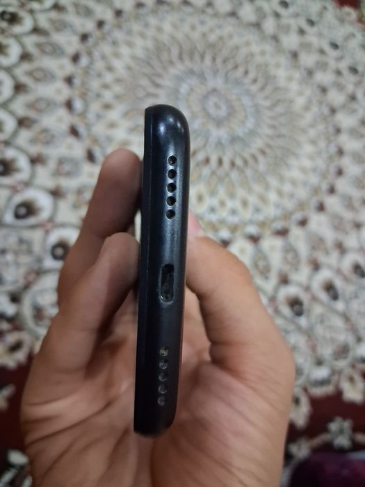 Telefon Redmi 7A sotiladi