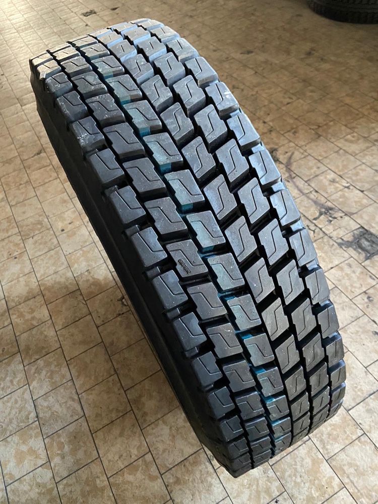 Anvelope 315/80 R22,5 Tracțiune Strada RADBURG TRANSPORT GRATUIT