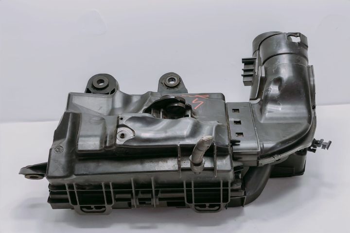 Carcasa filtru aer 9828002080 Peugeot 3008 a 2-a generatie