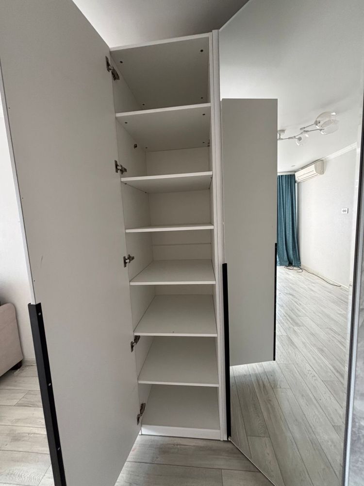 Продам срочно шкаф